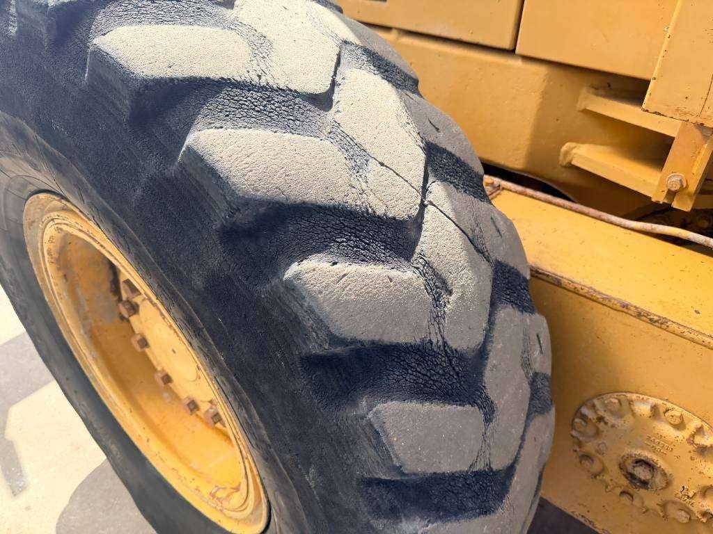 Caterpillar 140H Photo 20