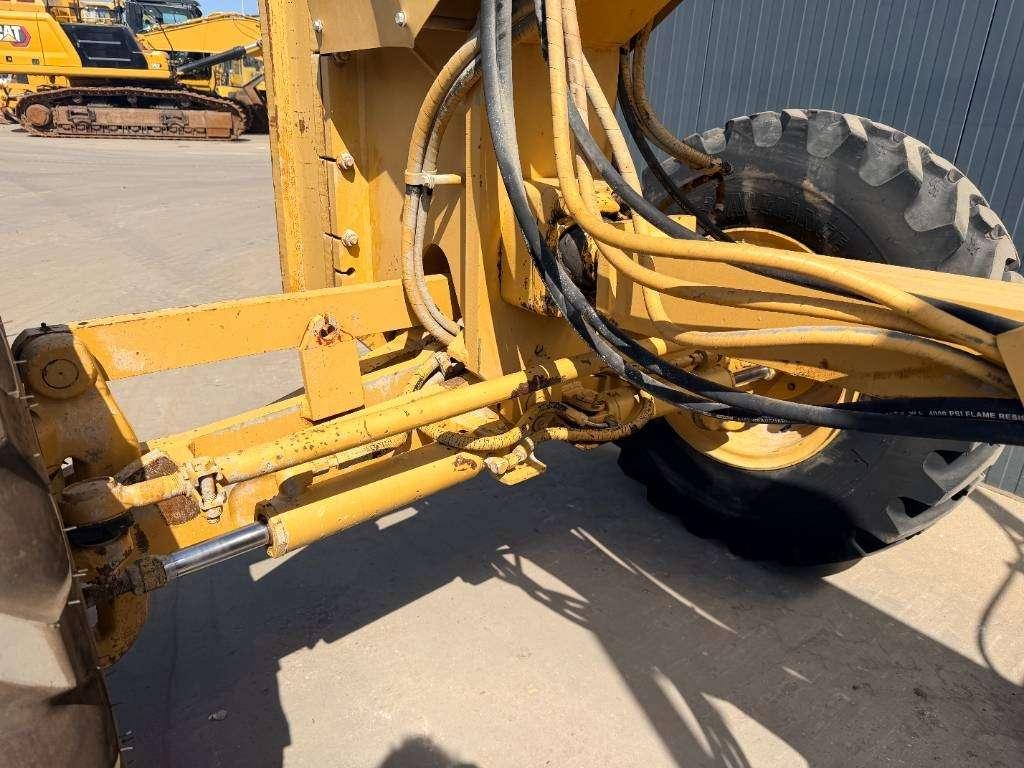 Caterpillar 140H Photo 27
