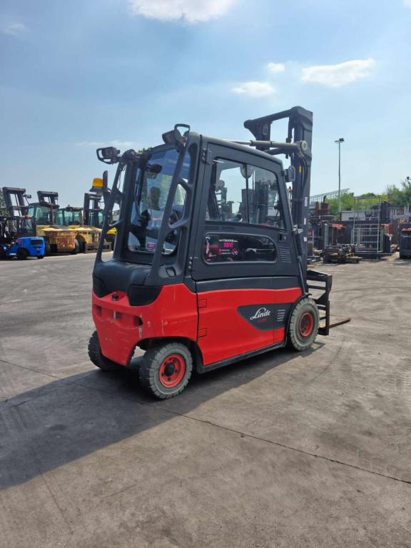 Linde E25L-01 Photo 4