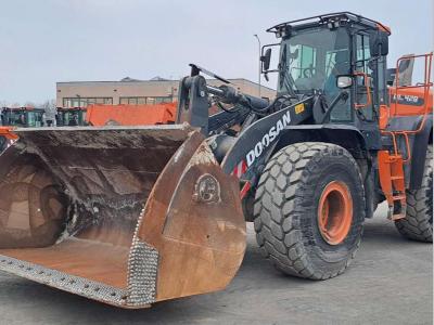 Doosan DL420-7 sold by DMO Spa