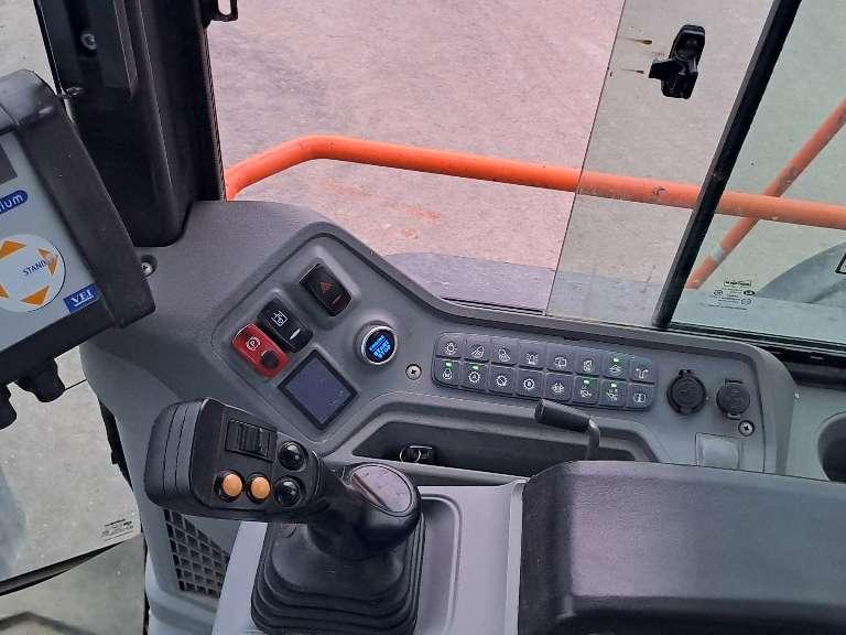 Doosan DL420-7 Photo 16