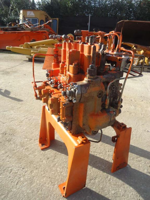 Hydraulic distributor for Fiat Hitachi EX215 Photo 4