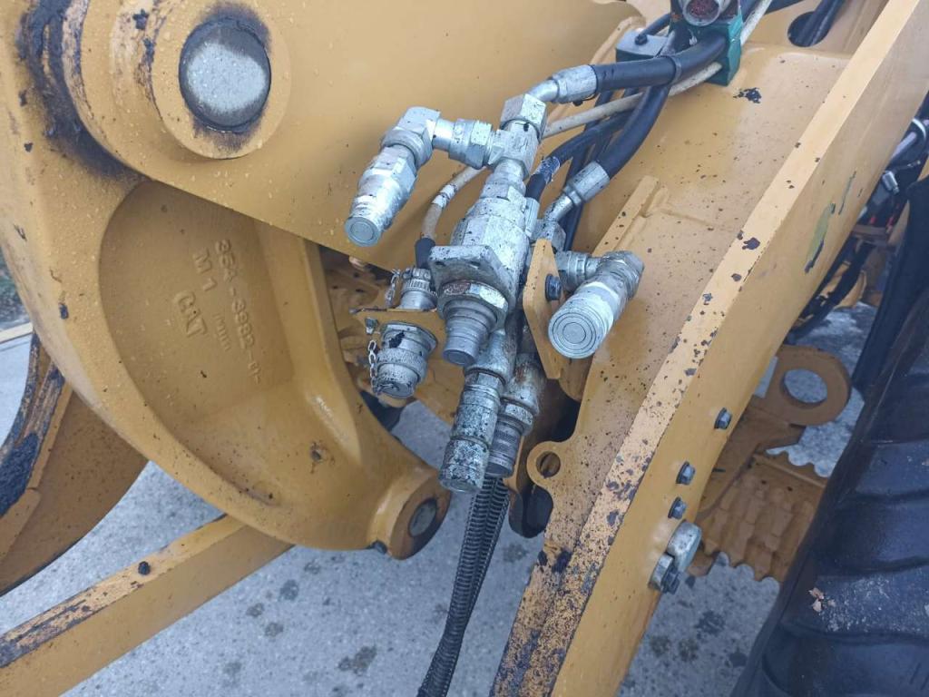 Caterpillar 906 M Photo 2