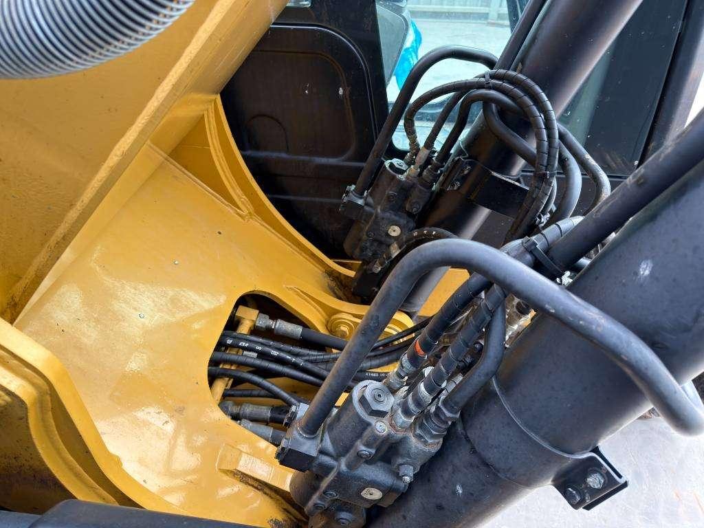 Caterpillar 323EL VA Photo 14