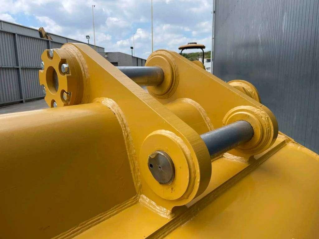 Caterpillar 350 TB Photo 27