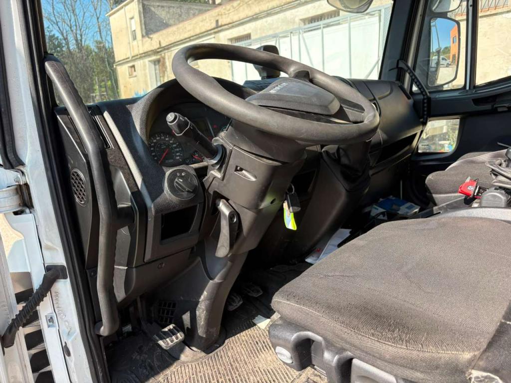 Iveco EUROCARGO 75E19 euro 6 GRU PM Photo 9