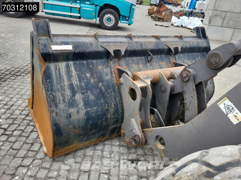 Volvo L90 C Photo 14