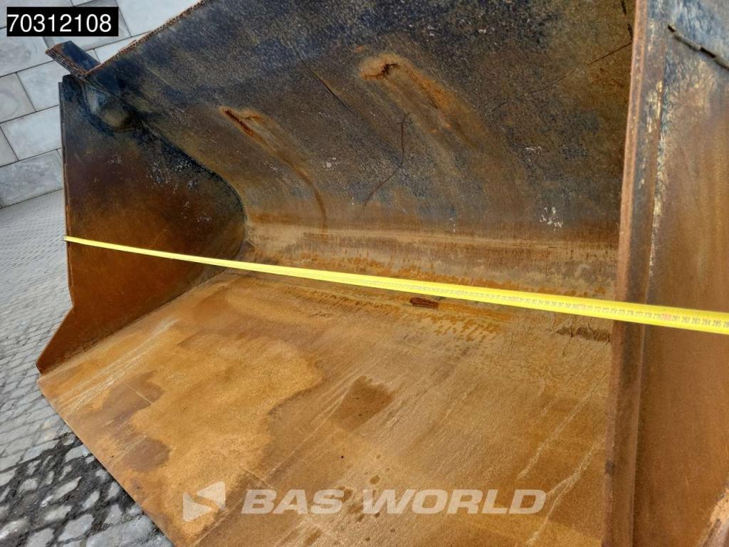 Volvo L90 C Photo 16