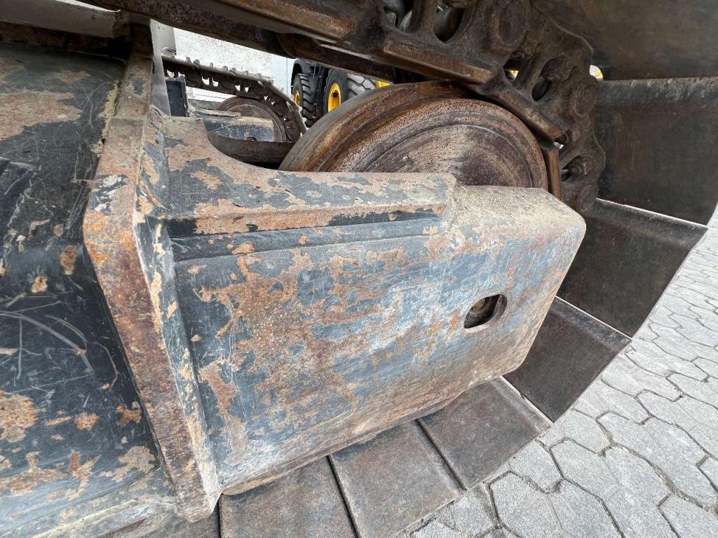 Komatsu PC210NLC-11EO Photo 22