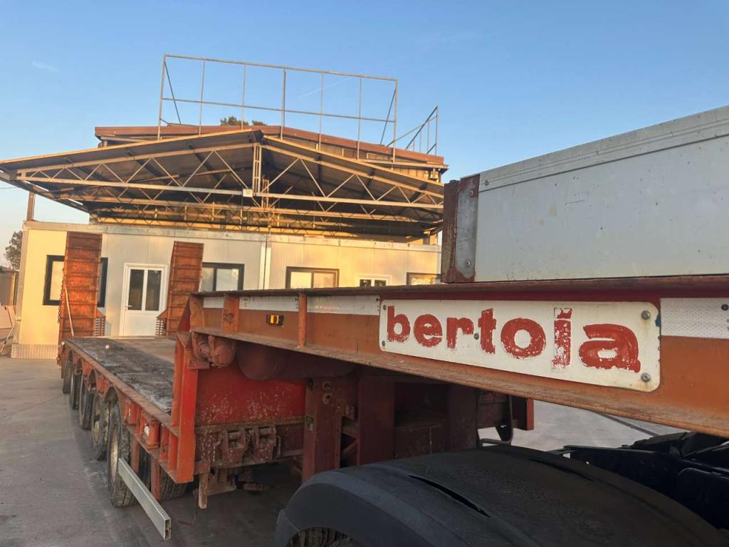 Bertoja Flatbed semi-trailer Photo 13