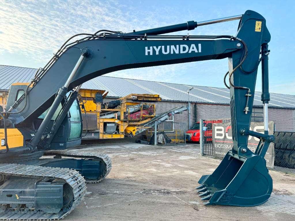 Hyundai R215 Excellent Condition / Low Hours Photo 10