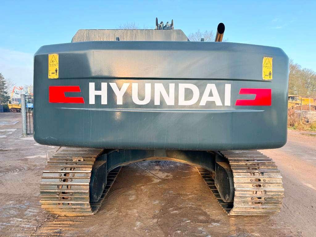 Hyundai R215 Excellent Condition / Low Hours Photo 4