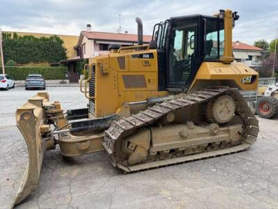 Caterpillar D6NXL sold by Officina Meccanica Acquaviva