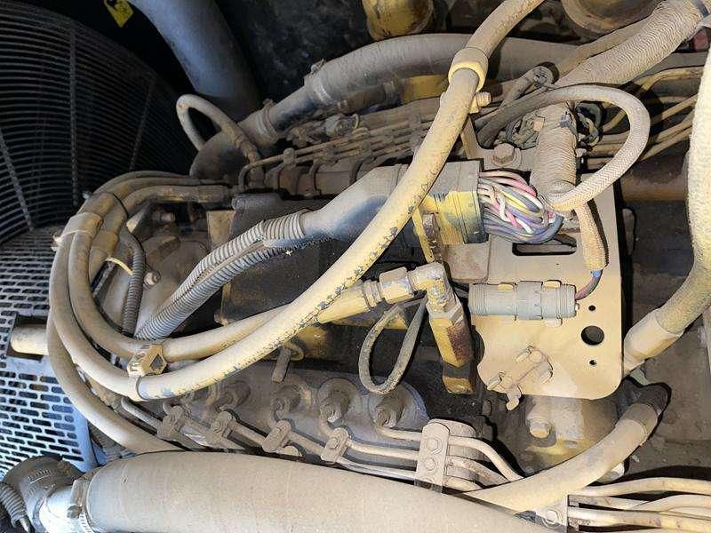 Caterpillar 900 F Photo 24