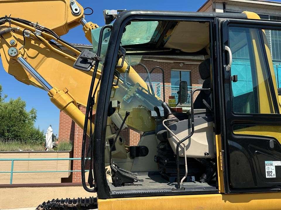 Caterpillar 319C Photo 13