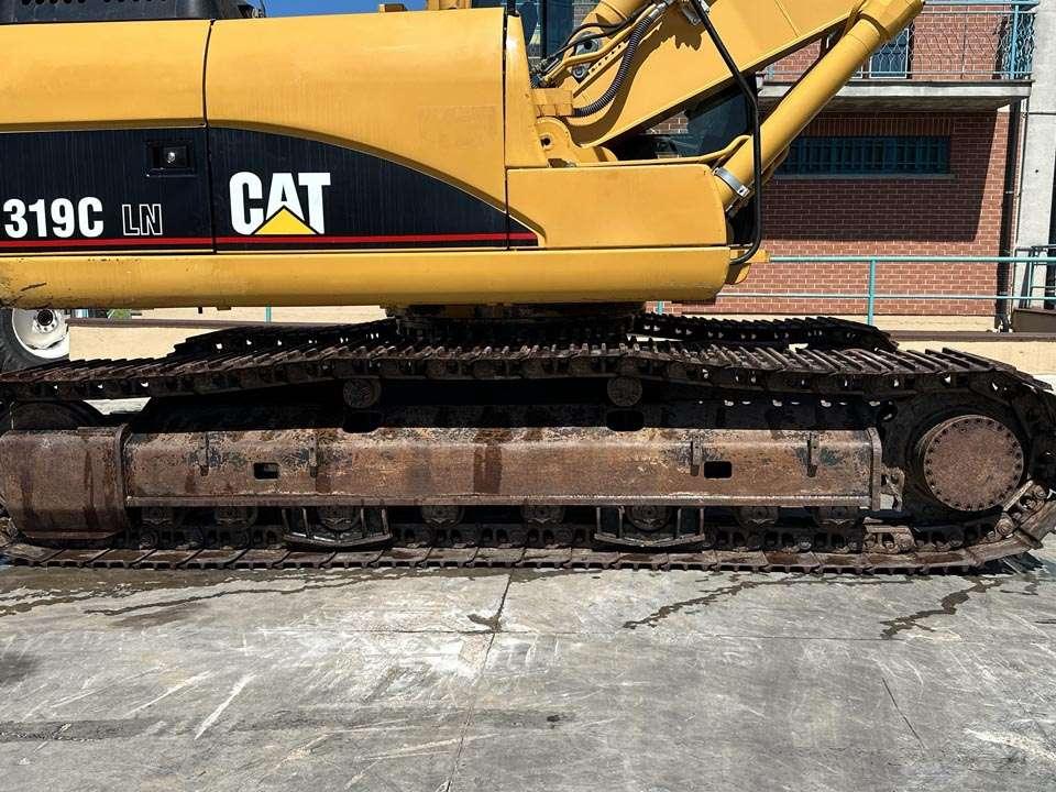 Caterpillar 319C Photo 4