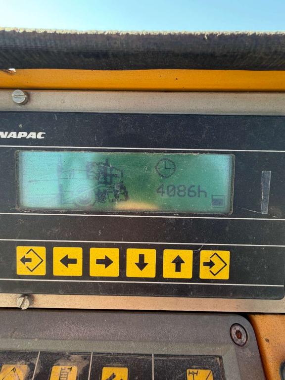 Dynapac F121-4 Photo 14