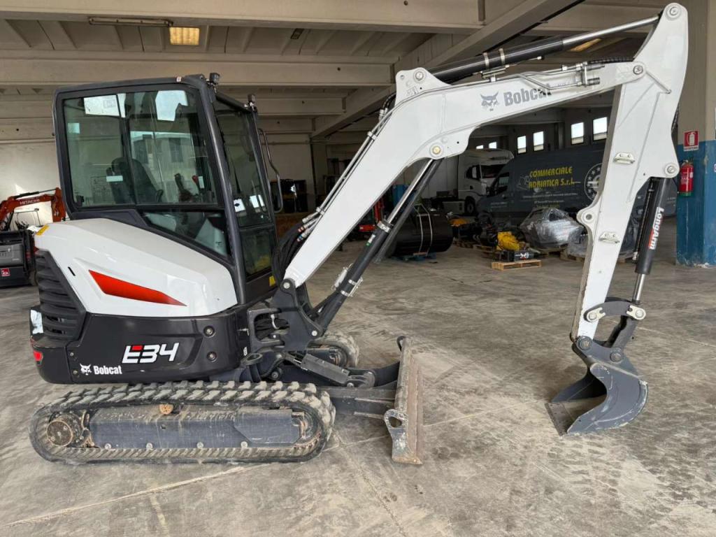 Bobcat E 34Z Photo 1