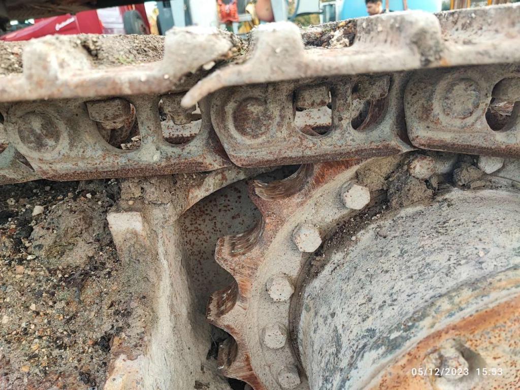 Hitachi ZX240N-3 Photo 14