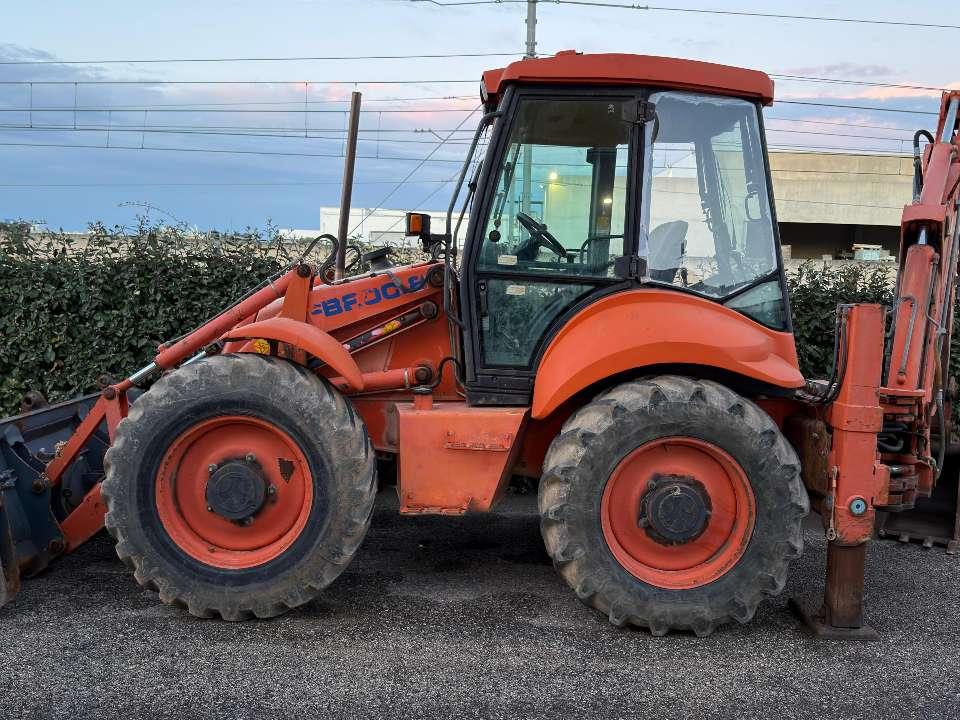 Fiat Hitachi FB200/2 4WS (4 ruote sterzanti) Photo 2