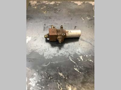 Engine oil filter mount for Fiat Hitachi EX 235 sold by Massucco T. Srl Area Ricambi