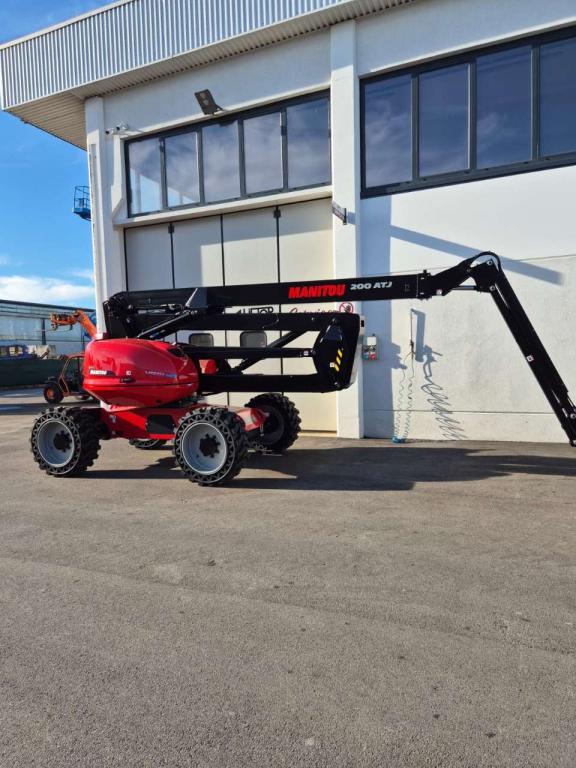 Manitou 200 ATJ RC Photo 7