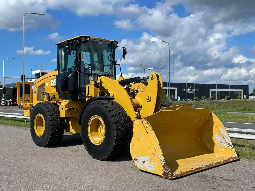 Caterpillar 926M Photo 5