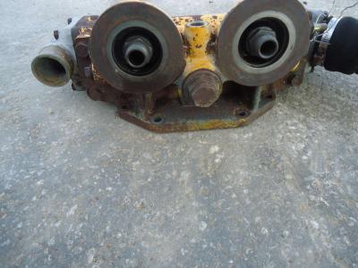 Engine oil filter mount for Fiat Allis FD20 - FL20, MOTORE FIAT 8215.22 (CODICE 4725202) sold by OLM 90 Srl