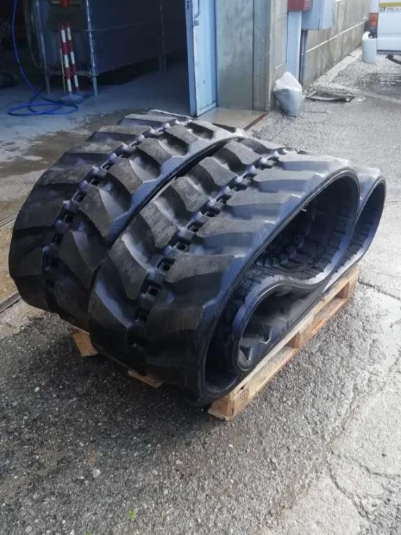 Bridgestone Rubber tracks for Kubota KX080.3 - KX080.4 - KX80 - KX80.4ALPHA2 Photo 1