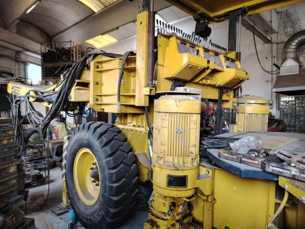 Atlas Copco BOOMER H132 Photo 4
