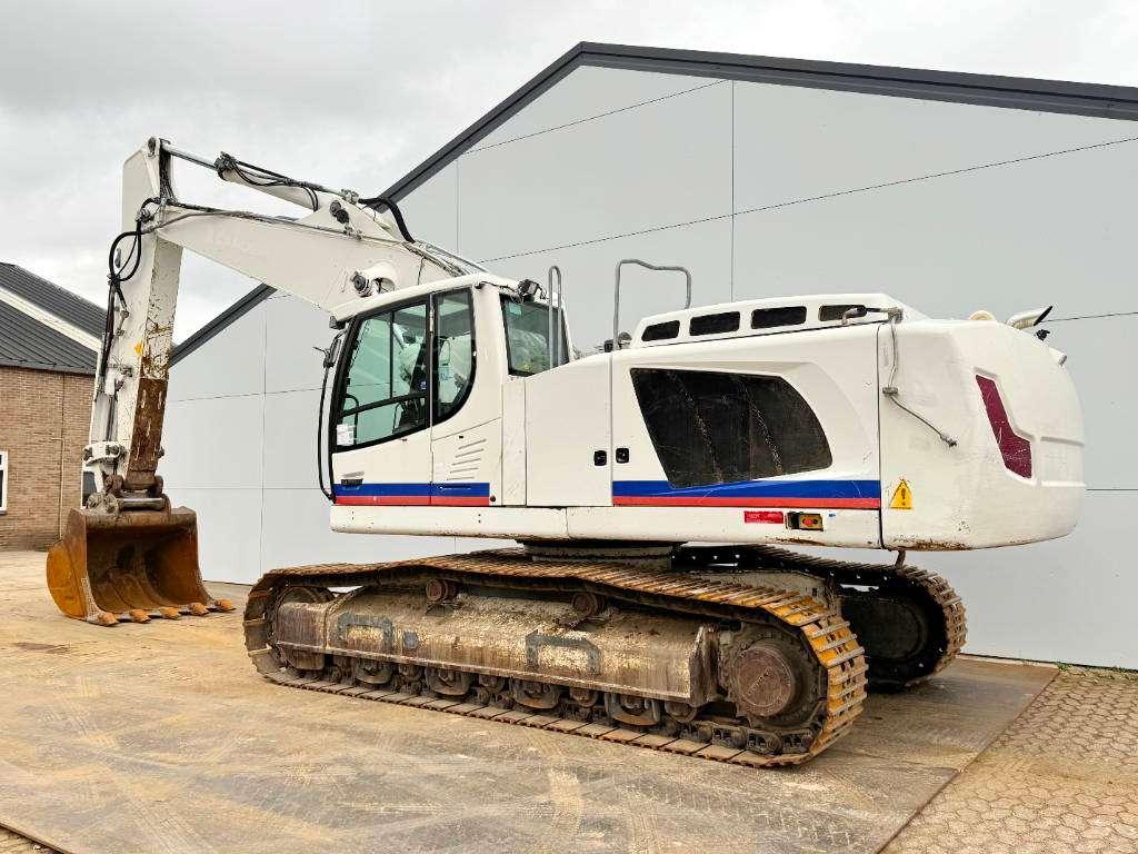 Liebherr R946LC - Hammer Lines / Quick Coupler Photo 3