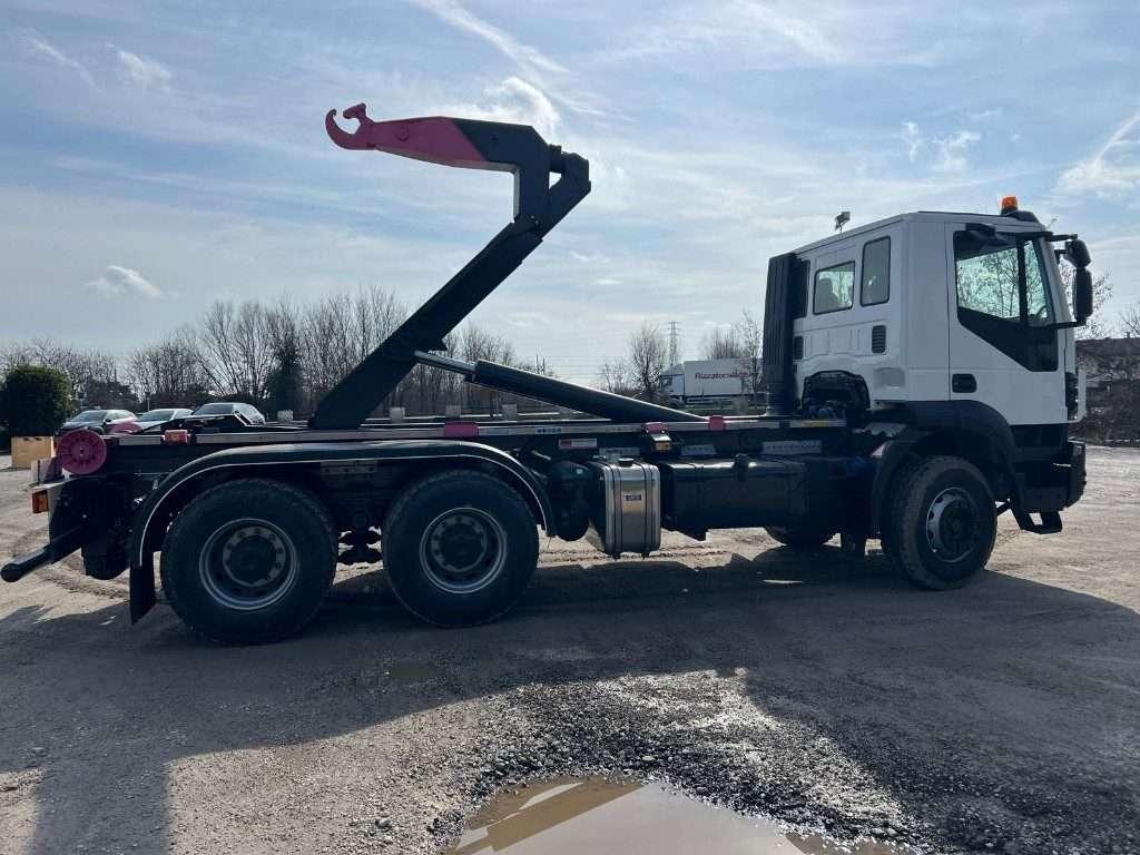 Iveco TRAKKER 360 SCARRABILE 6X4 Photo 7