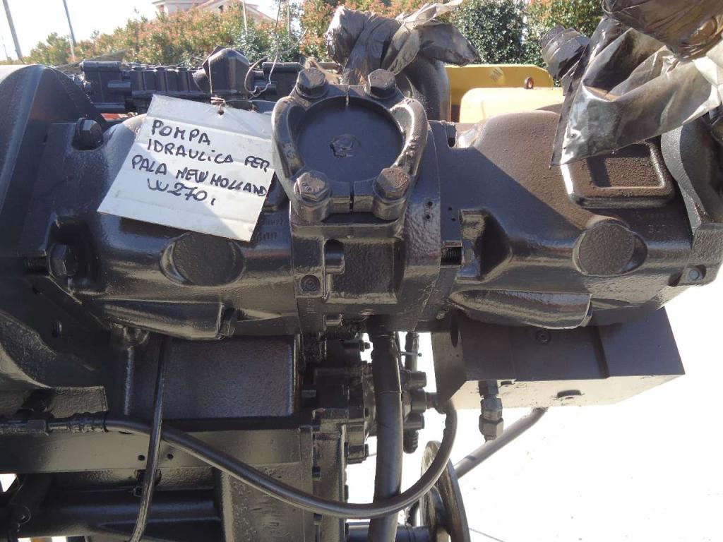 Hydraulic pump for New Holland W270 Photo 2