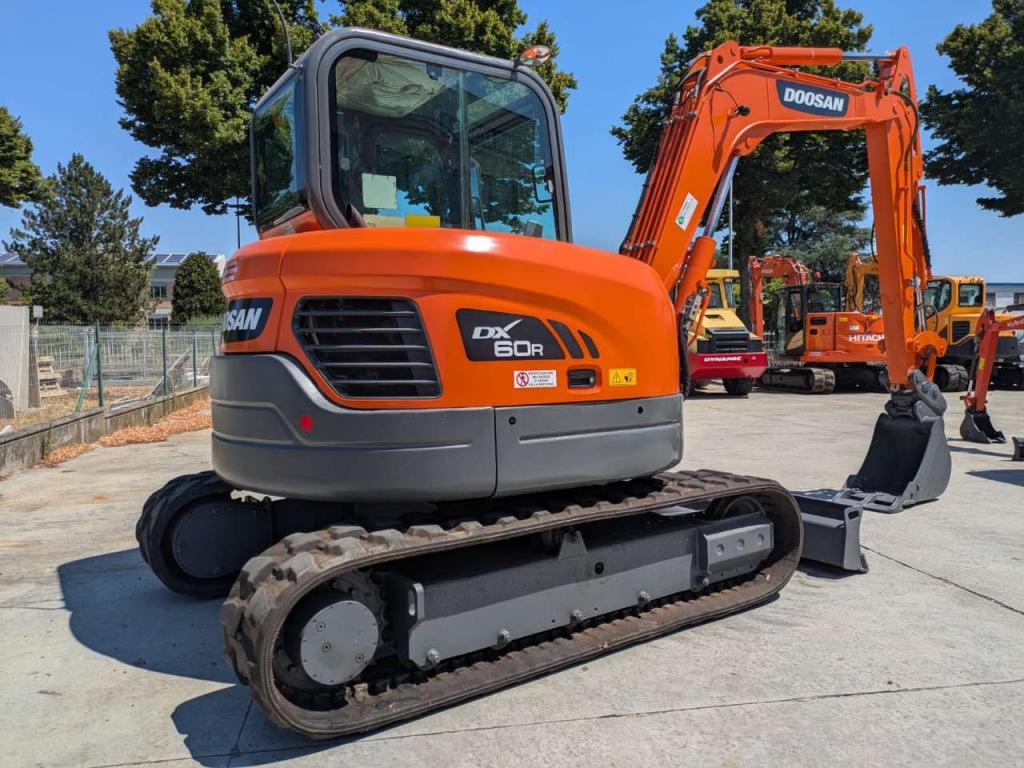Doosan DX60R Photo 3
