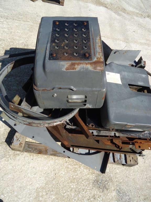 Hood and body panel for ZX 210.3 Photo 4