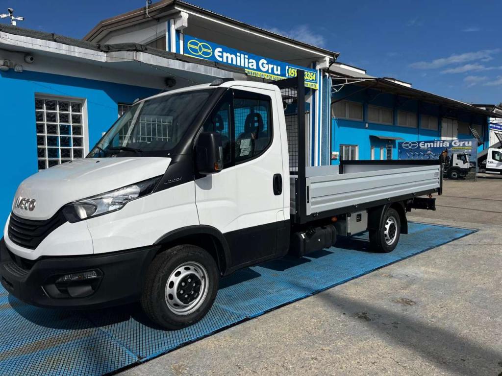 Iveco daily 35-140 con cassone fisso Photo 1