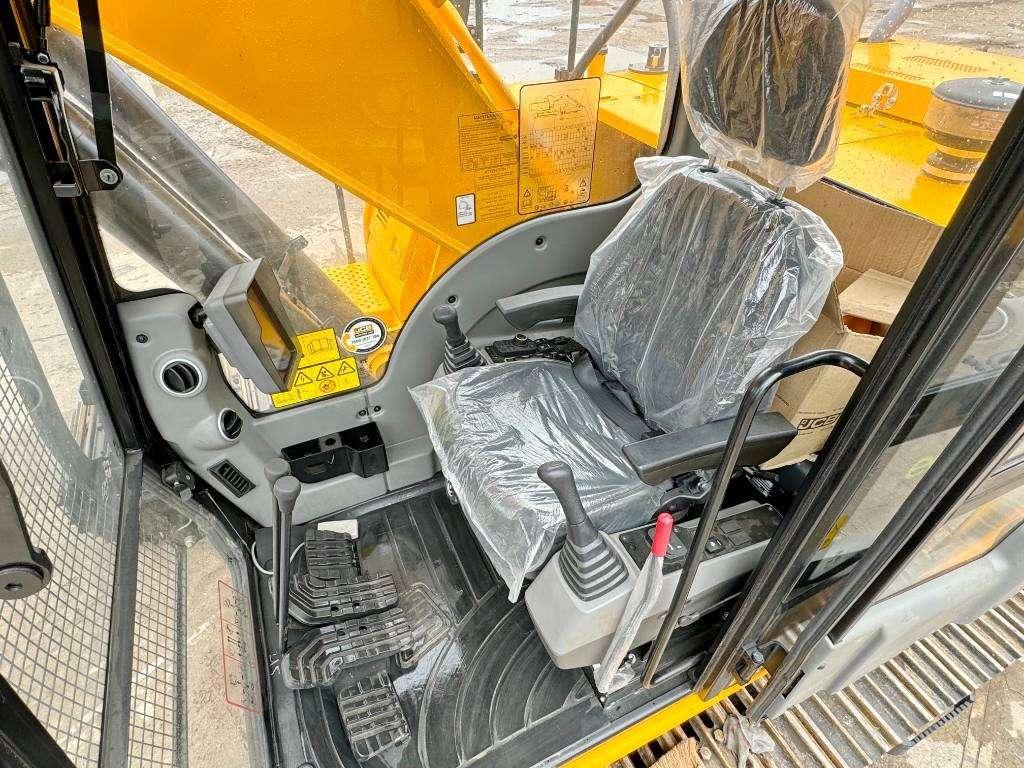 JCB 215LC - New / Unused / Hammer Lines Photo 7