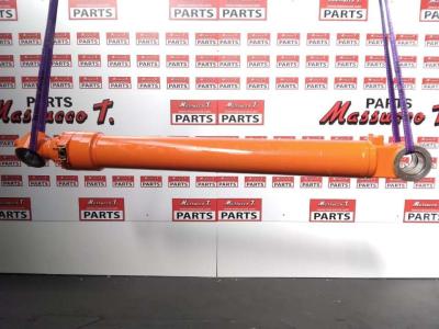 Piston for Hitachi ZX350 sold by Massucco T. Srl Area Ricambi