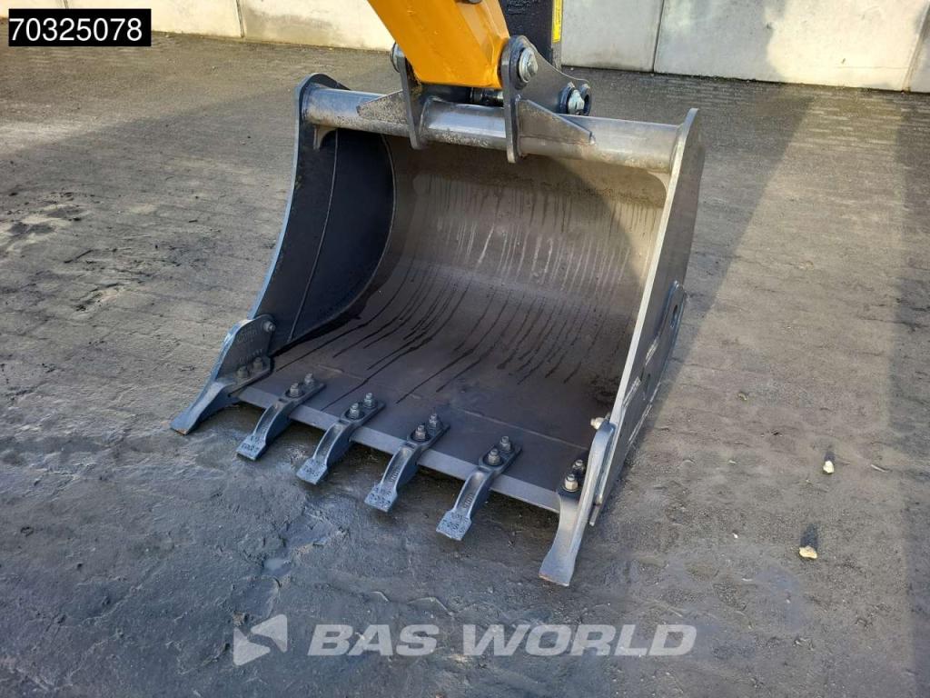 Case 851 NX A/C - 4WD - Central Pivot Photo 20