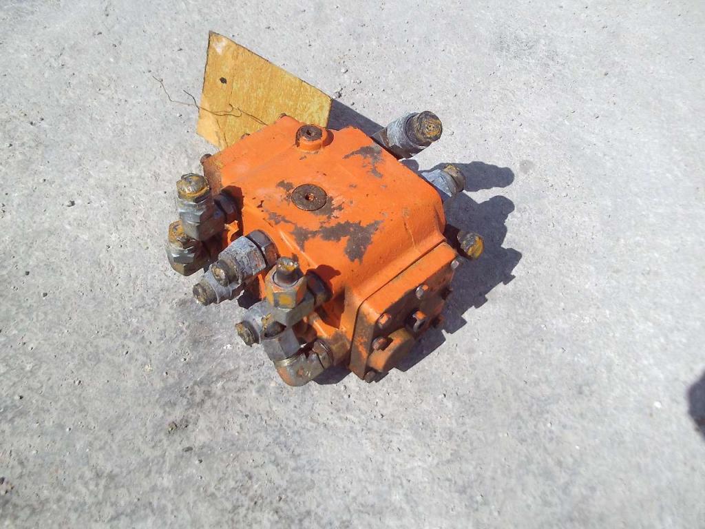Hydraulic valve for Fiat Allis FR220 Photo 3