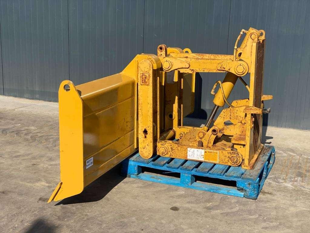 Caterpillar Front Blade + Lift 12H / 120M / 120H / 140G / 140 Photo 1