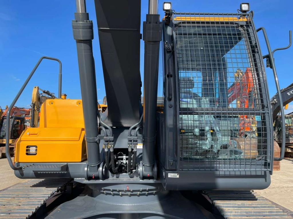 Hyundai R215L Photo 25