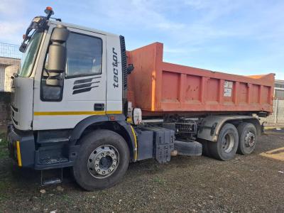 Iveco EUROTECH MP190E30 6X2 sold by Palcon di Palma Gianni