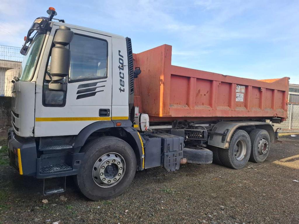 Iveco EUROTECH MP190E30 6X2 Photo 1