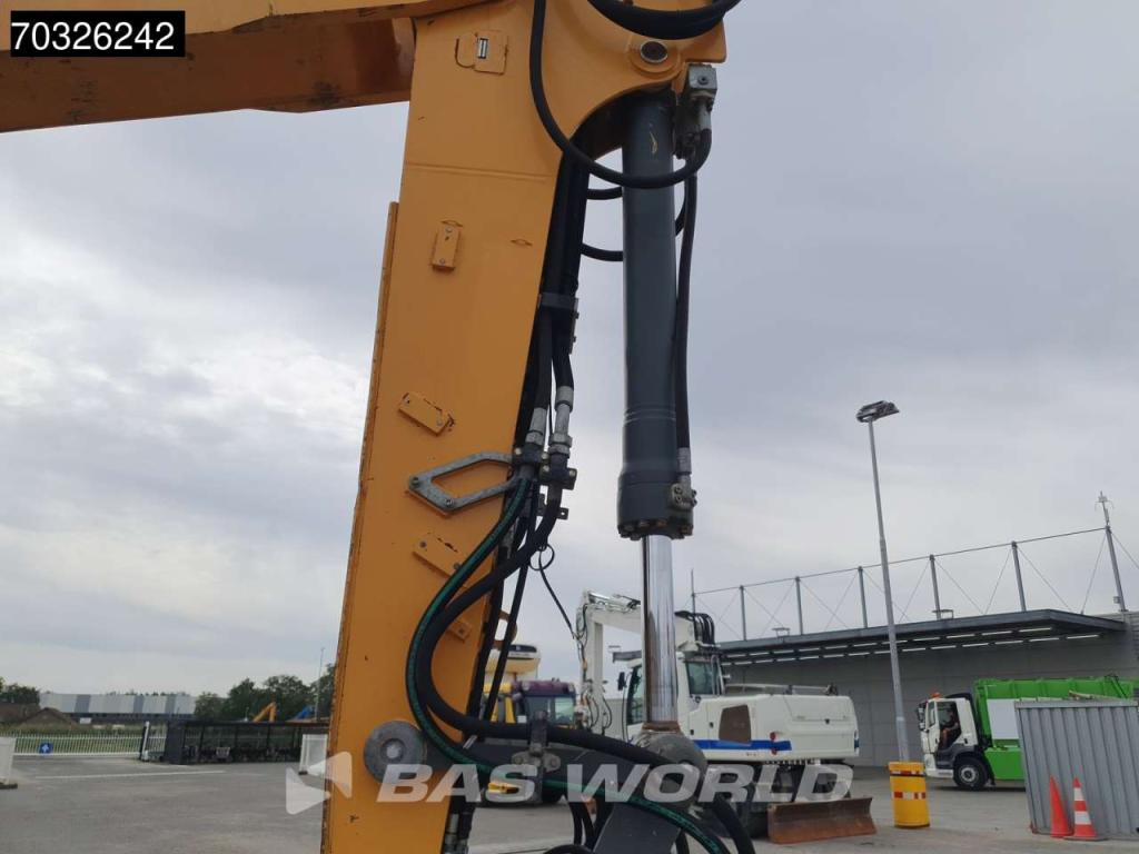Liebherr A920 Photo 12