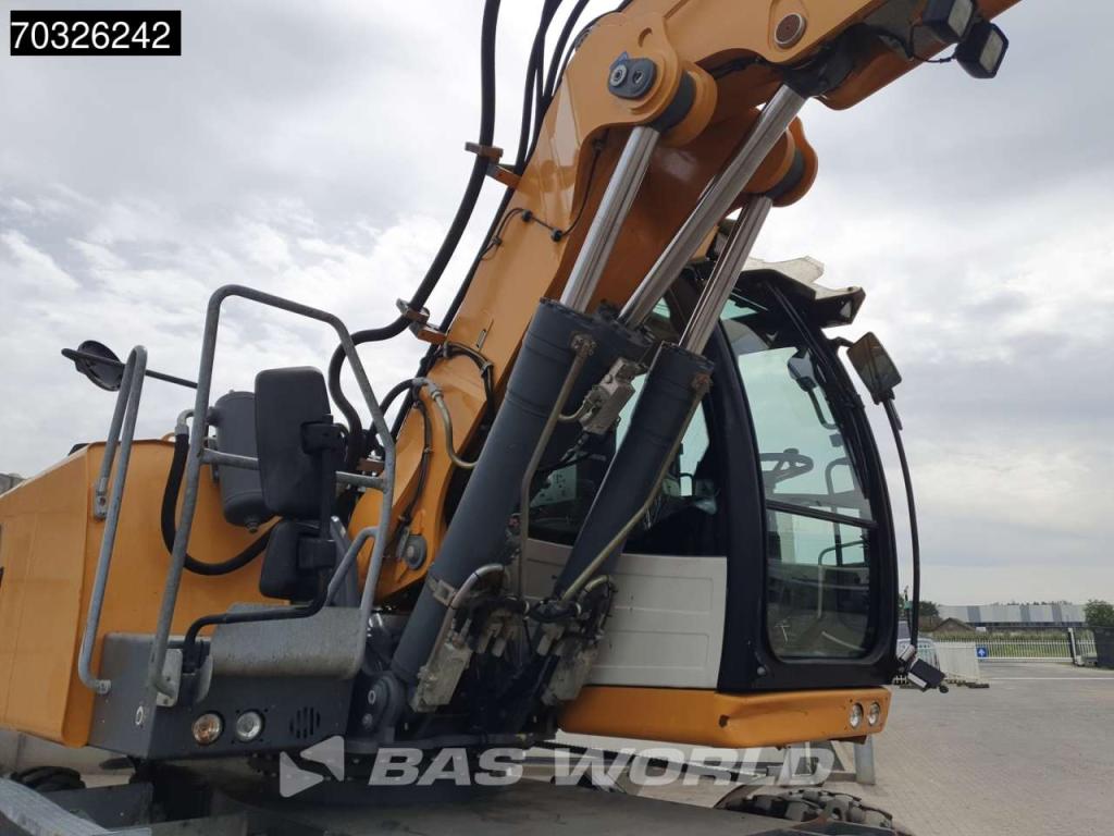 Liebherr A920 Photo 8