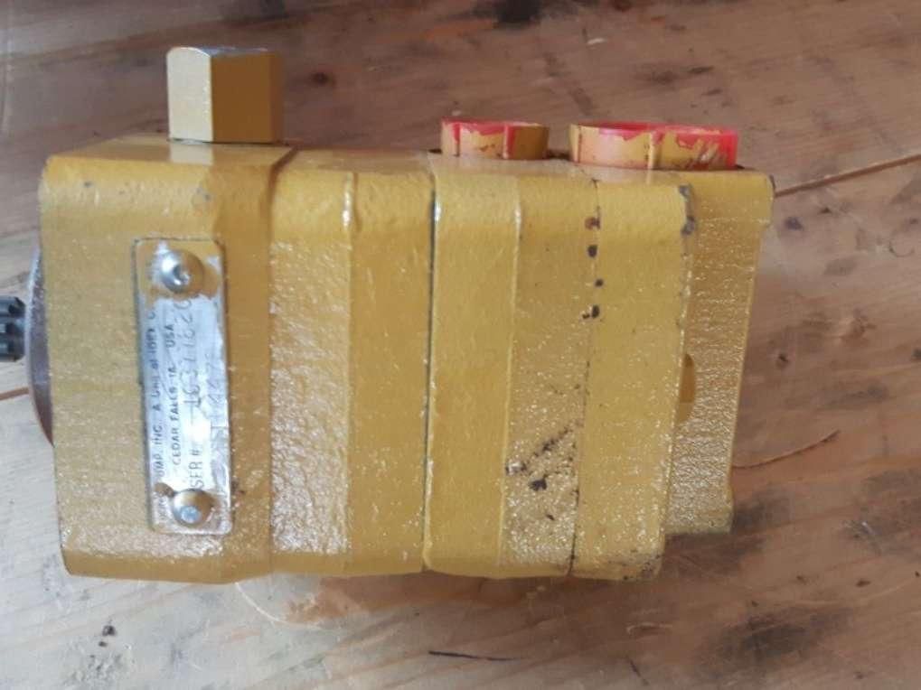 Fuel pump for Caterpillar 3508 3512 Photo 1
