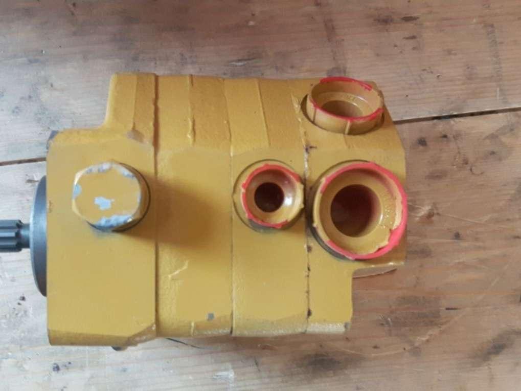 Fuel pump for Caterpillar 3508 3512 Photo 2