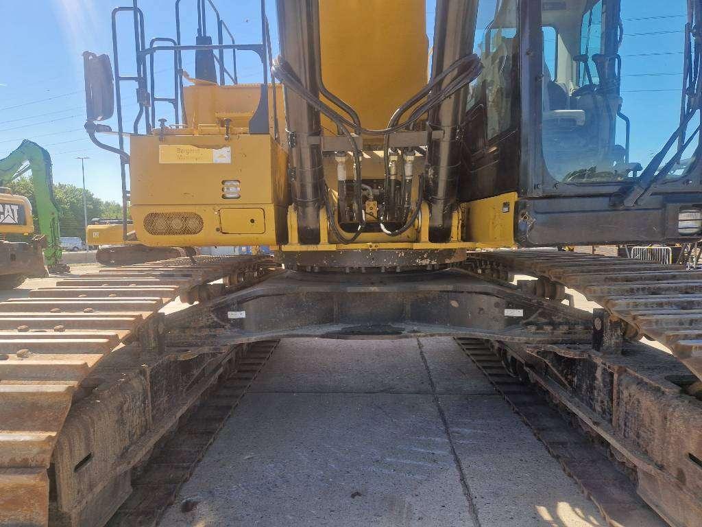 Caterpillar 374FL Photo 21