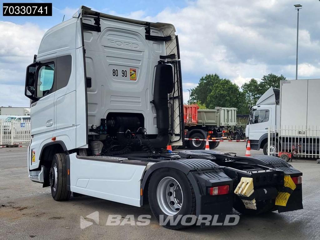 Ford F-Max 500 4X2 Retarder 2xTanks ACC Navi Standklima Photo 2